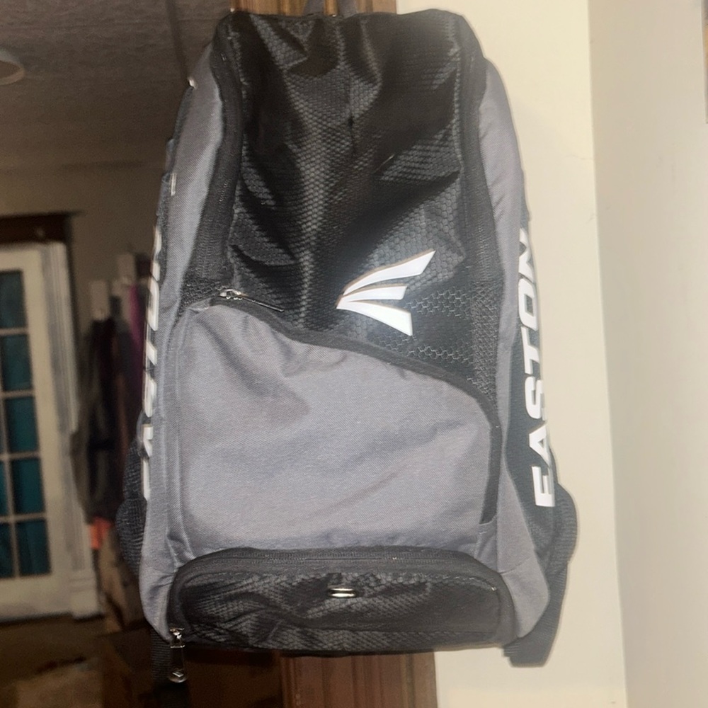 Easton softball bag